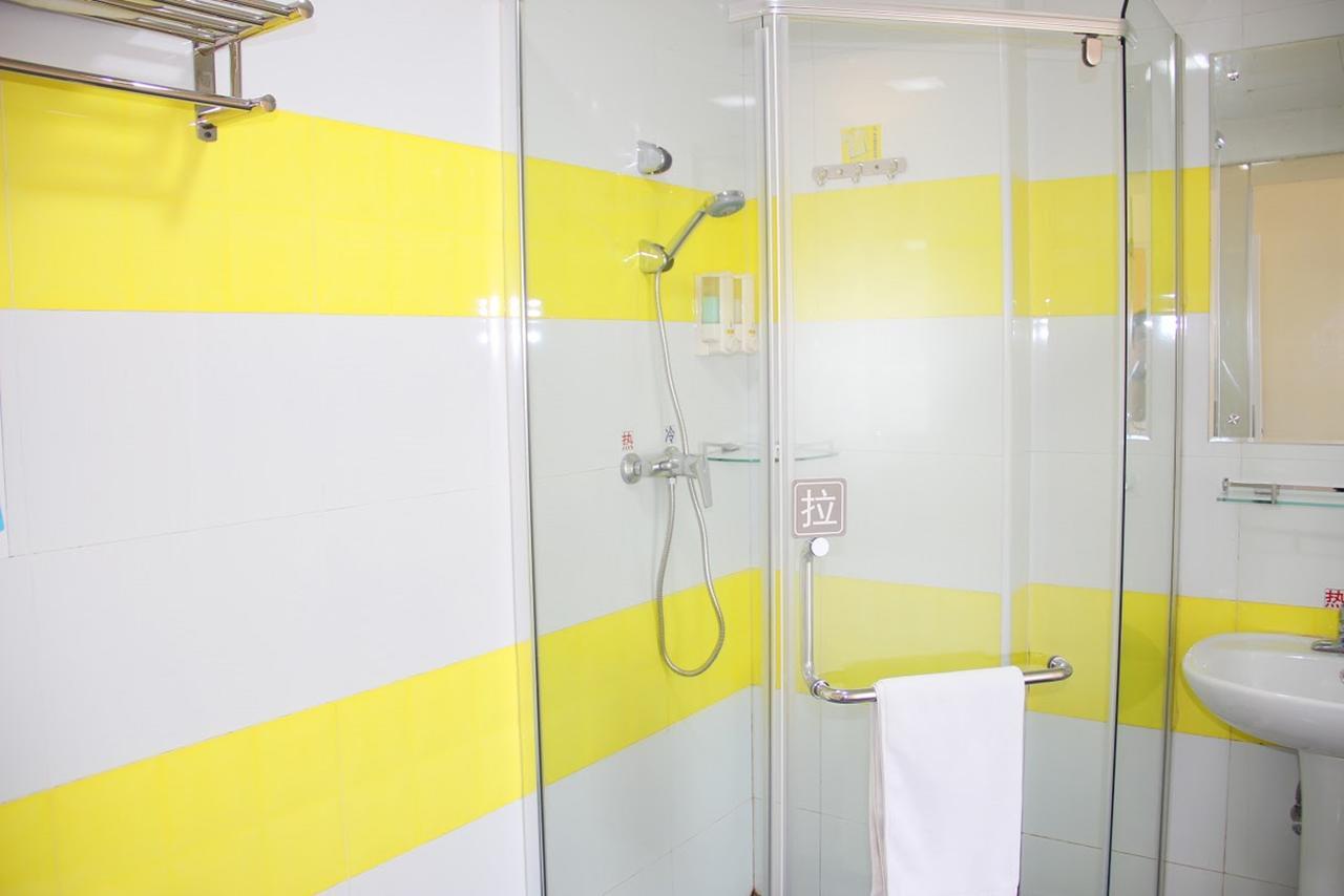 7Days Inn Ezhou Wuchang Avenue Dongjiang International Buitenkant foto